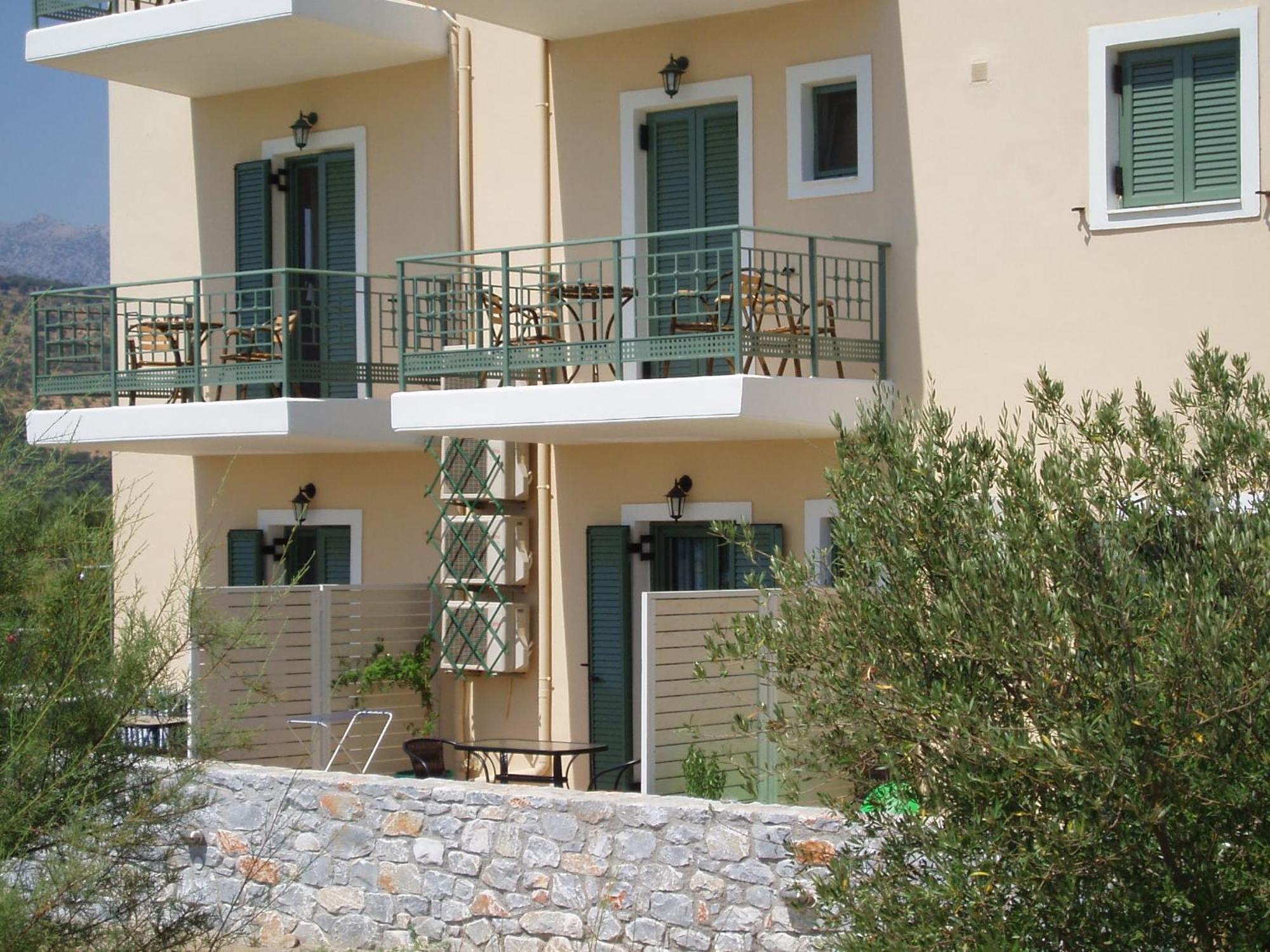 Apartment Akti *