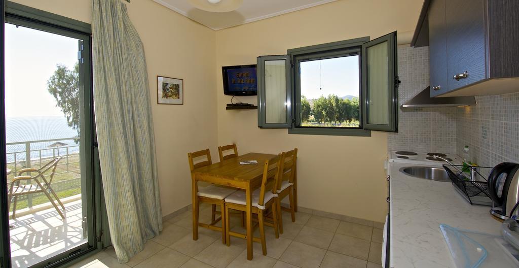 Akti Apartment *